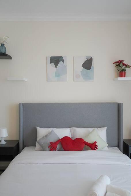 Step Into Serenity - Discover Modern Living In 1Br Apartment With Panoramic Views In Dubai Marina Near Jbr Walk, Beach And Bla Bla Club Экстерьер фото