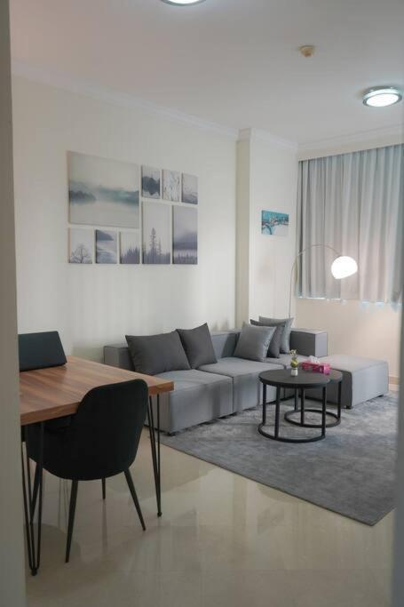 Step Into Serenity - Discover Modern Living In 1Br Apartment With Panoramic Views In Dubai Marina Near Jbr Walk, Beach And Bla Bla Club Экстерьер фото